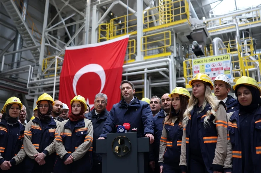 ENERJİ VE TABİİ KAYNAKLAR BAKANI ALPARSLAN BAYRAKTAR: “ESKİŞEHİR’DE 500 MİLYON DOLARLIK 3 YENİ YATIRIMIN TEMELİNİ BU YIL ATIYORUZ”