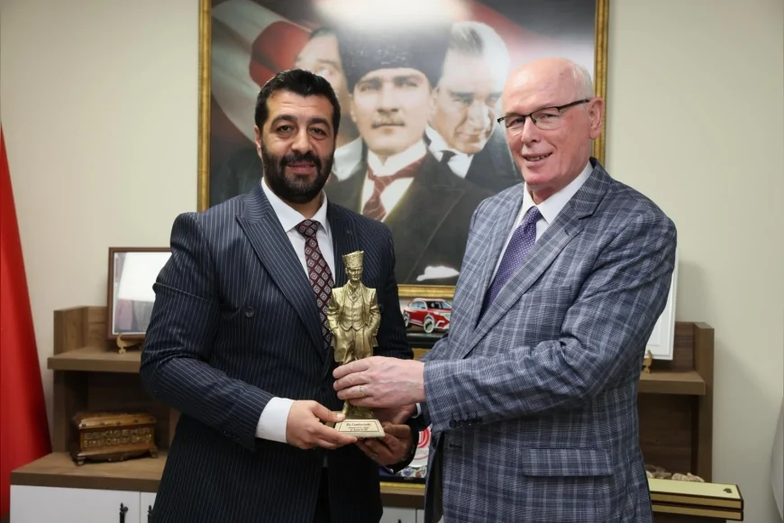 ODUNPAZARI BELEDİYE BAŞKANI KAZIM KURT ESNAF ODALARIYLA BULUŞTU ORTAK AKIL VE DAYANIŞMA MESAJI VERDİ