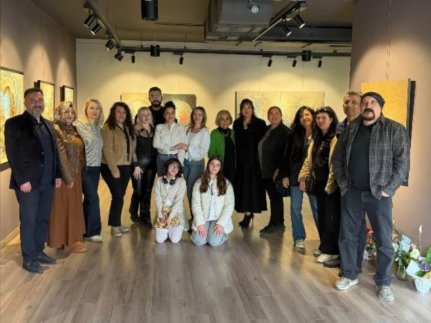 Eğitimci Ressam Nilgün Ayşecik Çevik 50 Yıllık Sanat Yolculuğunu Ankara’daki 26. Sergisiyle Taçlandırdı