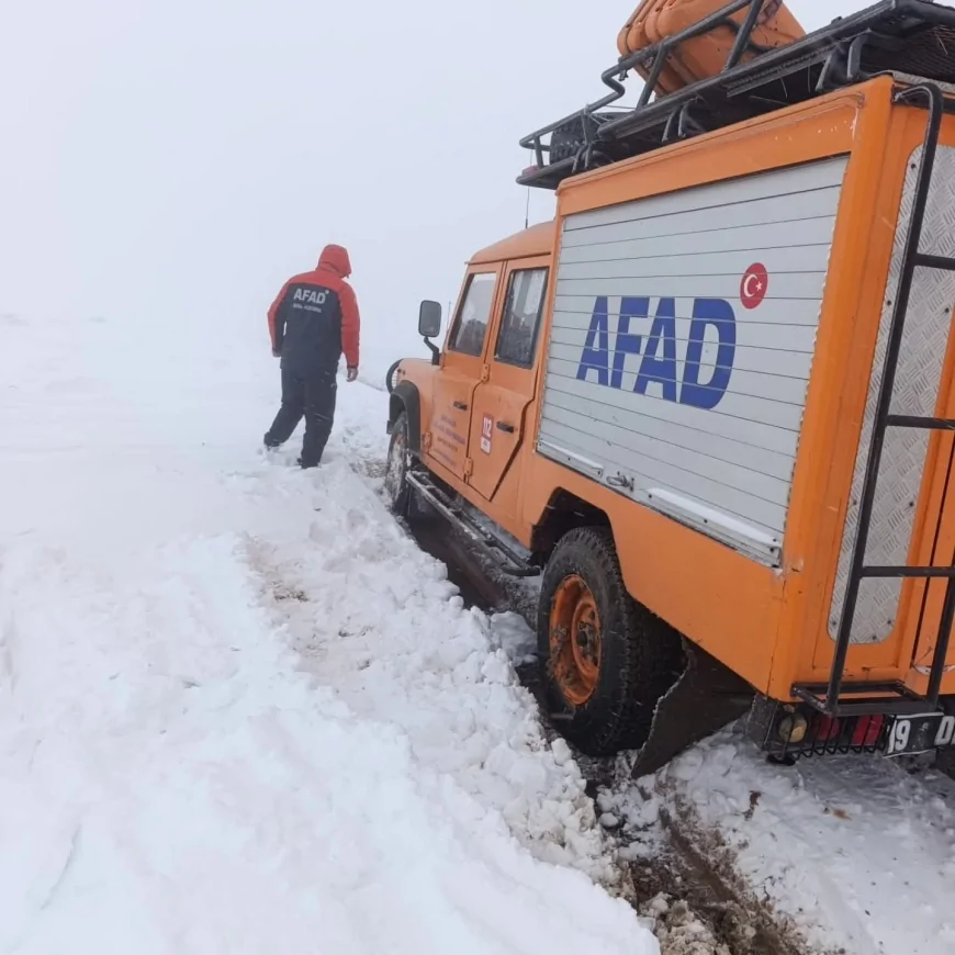 Çorum Kösedağ’da Mahsur Kalan 3 Vatandaş AFAD Ekiplerinin Müdahalesiyle Kurtarıldı