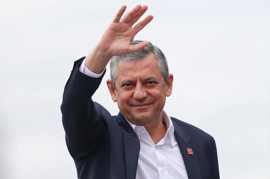 CHP Genel Başkanı Özgür Özel: “Tarihin en uzun ve en kalabalık seçim kampanyasındayız, tüm vatana yayılıyoruz”