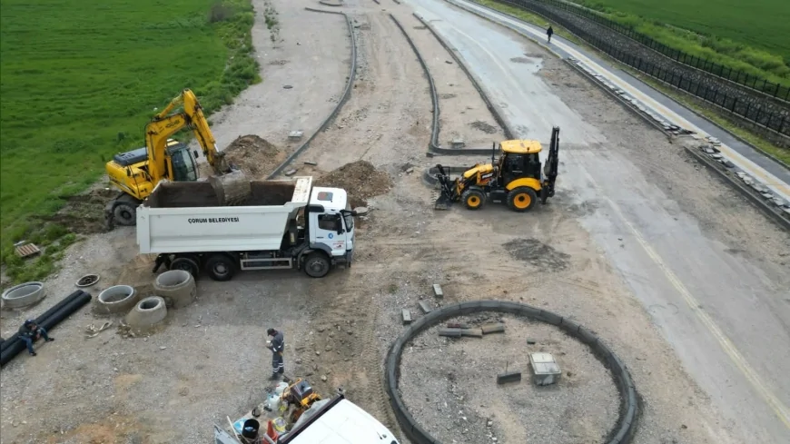 Çorum Dede Caddesi’nde 35 Metrelik Yol Genişletme Projesi Aralıksız Sürüyor
