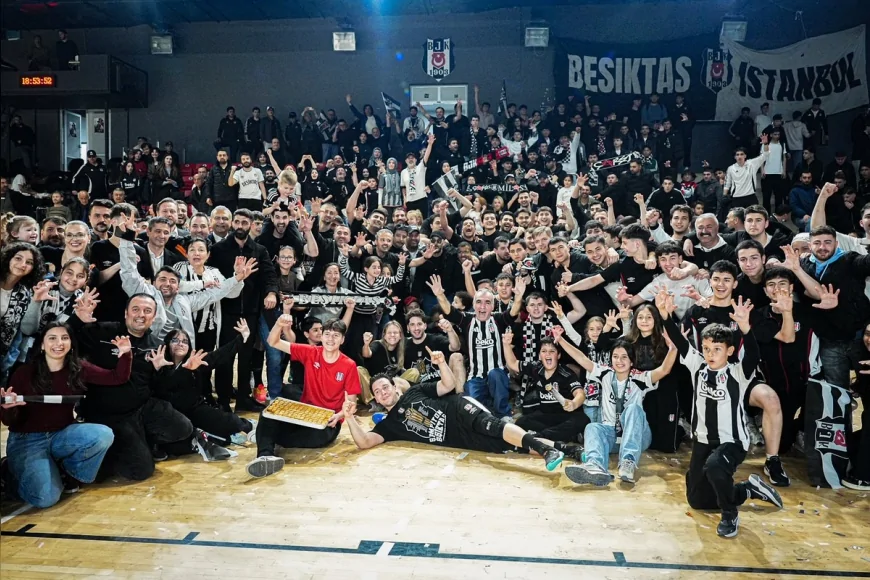 Gençlik ve Spor Bakanı Dr. Osman Aşkın Bak: “Şampiyon Beşiktaş’ı kutluyorum”