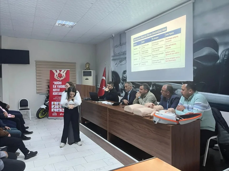 EDİRNE BELEDİYESİ SERHAD BİRLİK ŞOFÖRLERİNE İLK YARDIM EĞİTİMİ VERDİ