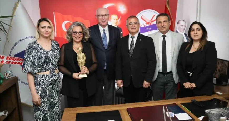 ODUNPAZARI BELEDİYE BAŞKANI KAZIM KURT: “ESNAFIMIZIN SESİ ORTAK AKLIN YOL HARİTASIDIR”