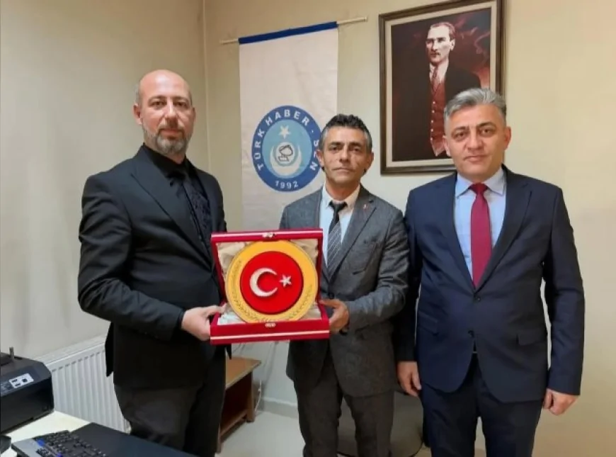 MHP Çorum Merkez İlçe Başkanı Mustafa Serdar Avcu’dan Türk Haber-Sen’e ziyaret