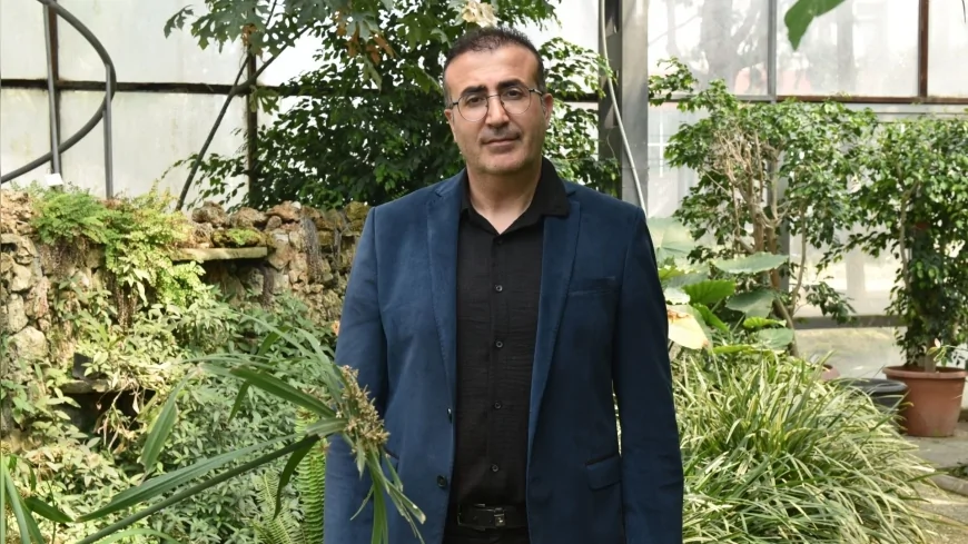 İzmir Karaburun Akdağ’da keşfedilen “Akdağ İğneliği” bilim dünyasına yeni endemik alt tür olarak kazandırıldı