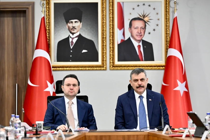 ADALET BAKANI AKIN GÜRLEK: “DOLANDIRICILIKLA MÜCADELE MERKEZİ İÇİN ORTAK ÇALIŞIYORUZ”