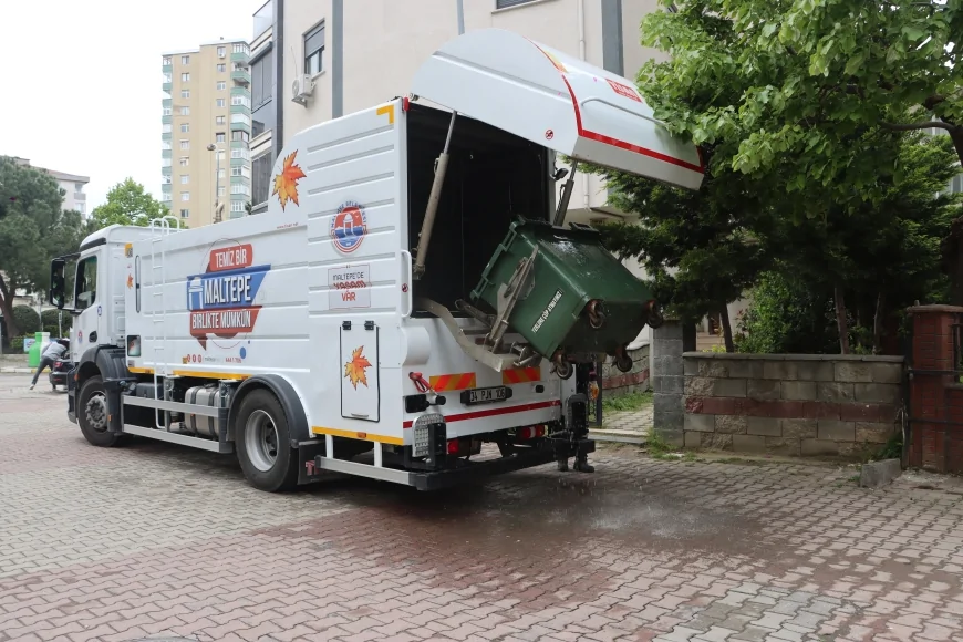 Maltepe Belediyesi Feyzullah Mahallesi’nde Kapsamlı Temizlik Seferberliği Gerçekleştirdi