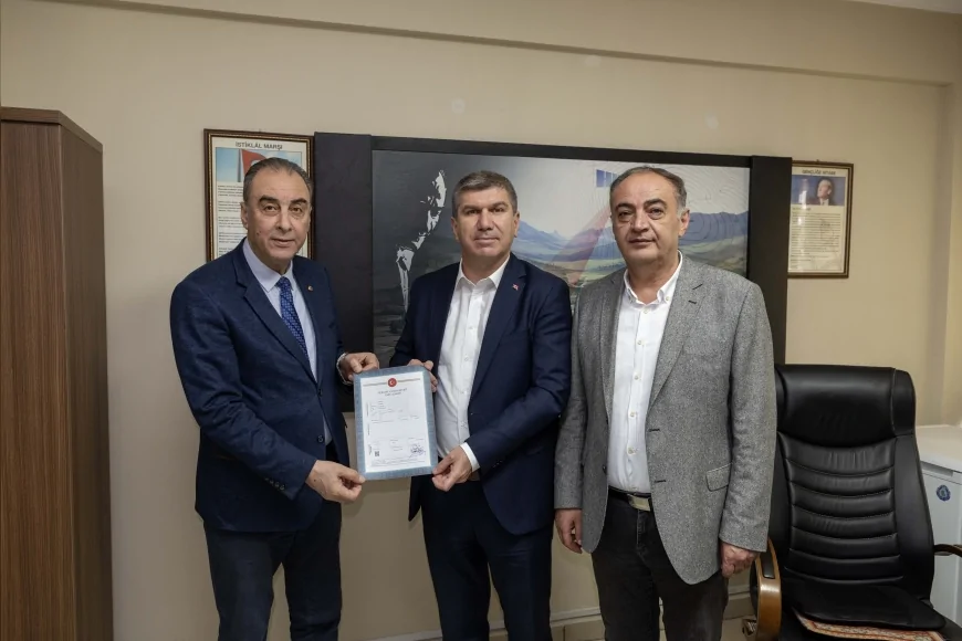 Burdur’da AVM Projesinde Tapu Devri Tamamlandı Belediye Başkanı Ercengiz Sürecin Resmileştiğini Açıkladı