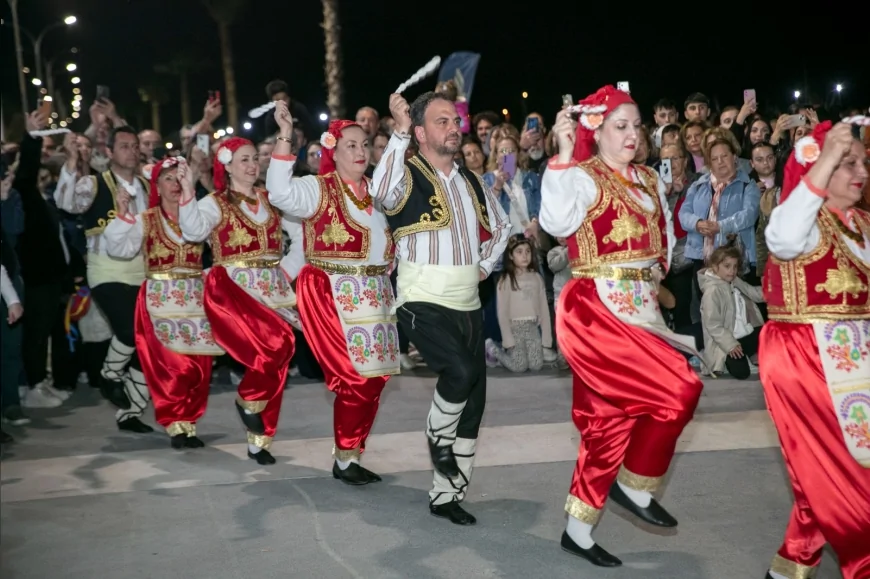 GÜZELBAHÇE’DE HIDIRELLEZ ŞENLİĞİ YOĞUN KATILIMLA GERÇEKLEŞTİ