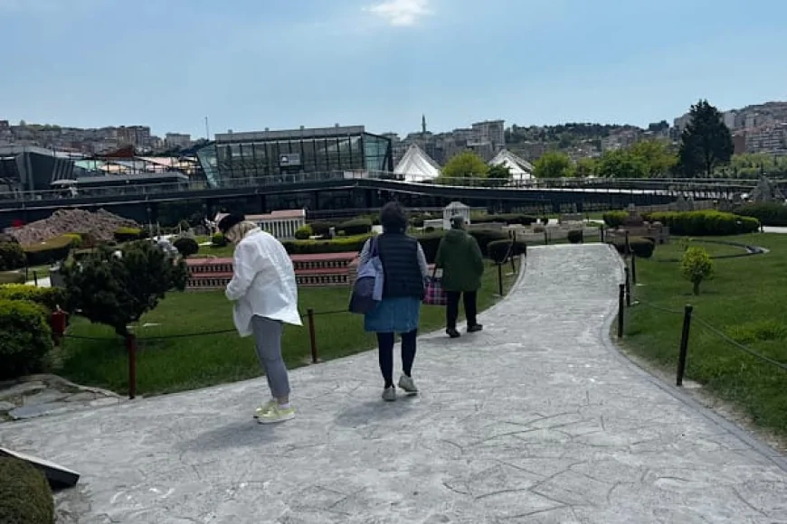 Maltepe Belediyesi Kültür Gezileriyle Vatandaşları Miniatürk ve Dijital Deneyim Müzesi’nde Buluşturdu