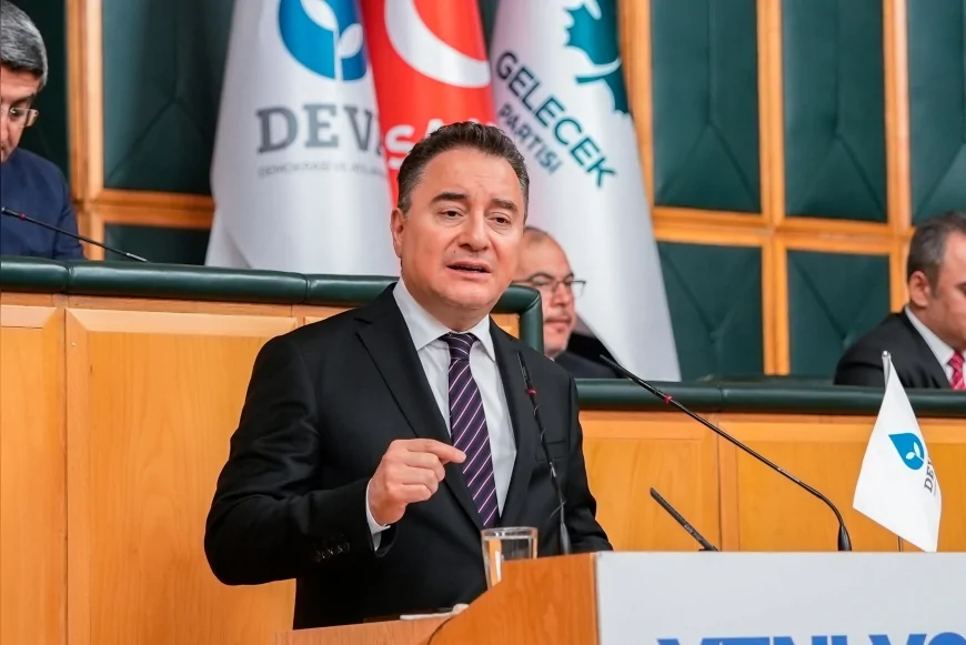DEVA Partisi Genel Başkanı Ali Babacan: “Devletin görevi zamları izlemek değil ekonomiyi yönetmektir”