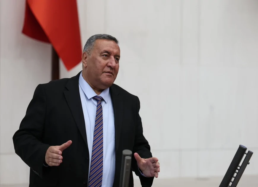 CHP Niğde Milletvekili Ömer Fethi Gürer: “Esnaf kepenk kapatıyor, tırcı kontak kapatıyor”