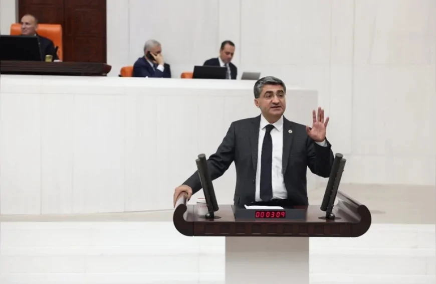 DEVA Partisi Genel Başkan Yardımcısı Mehmet Emin Ekmen: “Ülkelerin yıllık enflasyonu Türkiye’nin aylık enflasyonuna eşit”
