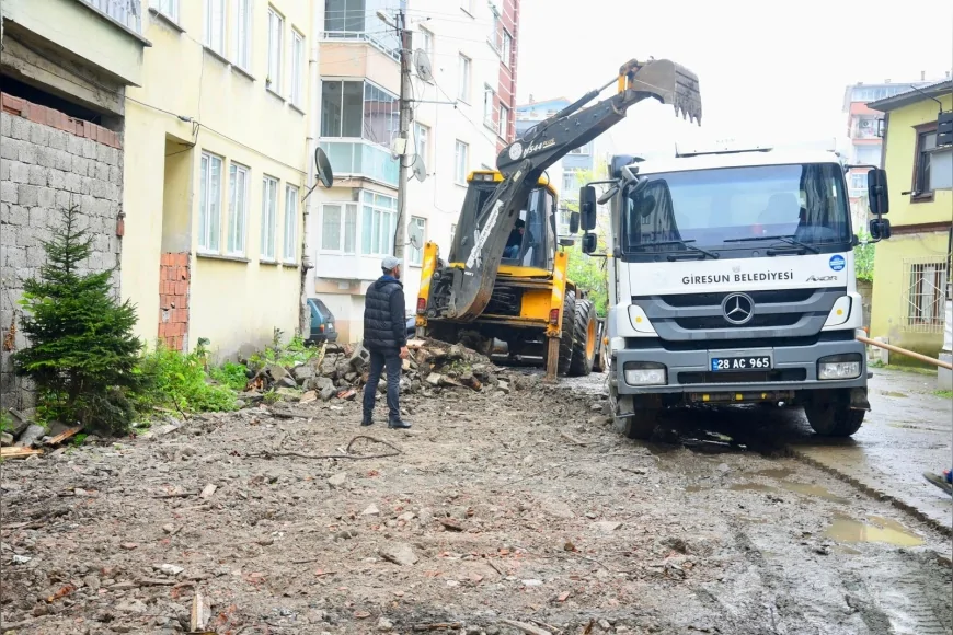 Giresun Belediyesi Fen İşleri Ekipleri Mahallelerde Üstyapı Çalışmalarını Hızlandırdı