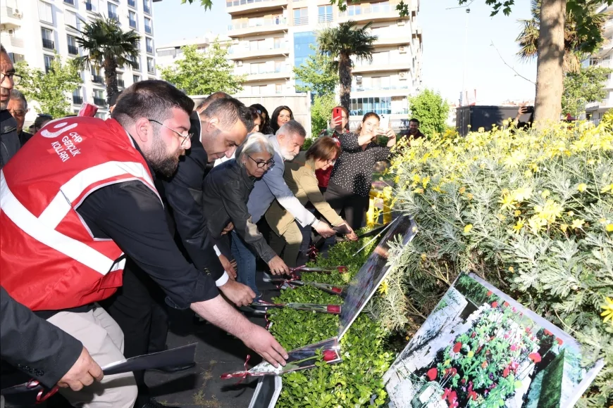 Çiğli Belediye Başkanı Onur Emrah Yıldız: “Üç Fidan Dünya Var Oldukça Yaşamaya Devam Edecek”