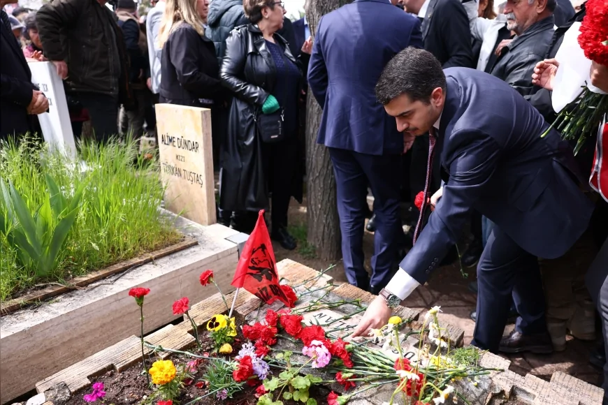 Çankaya Belediye Başkanı Hüseyin Can Güner 68 Kuşağı liderleri için Karşıyaka Mezarlığı’ndaki anmaya katıldı!