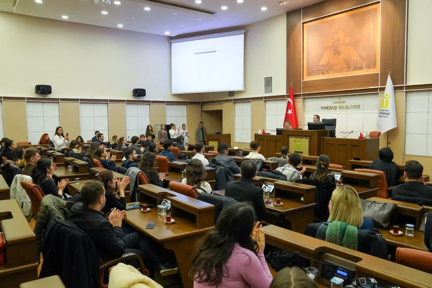 TEPEBAŞI BELEDİYE BAŞKANI AHMET ATAÇ “TEPEBAŞI’NIN YARINLARINI GENÇLERLE BİRLİKTE KURACAĞIZ”