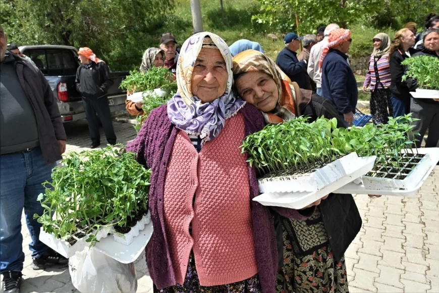 Bornova Belediye Başkanı Ömer Eşki: “150 bin fideyle yerel üretimi güçlendiriyoruz”