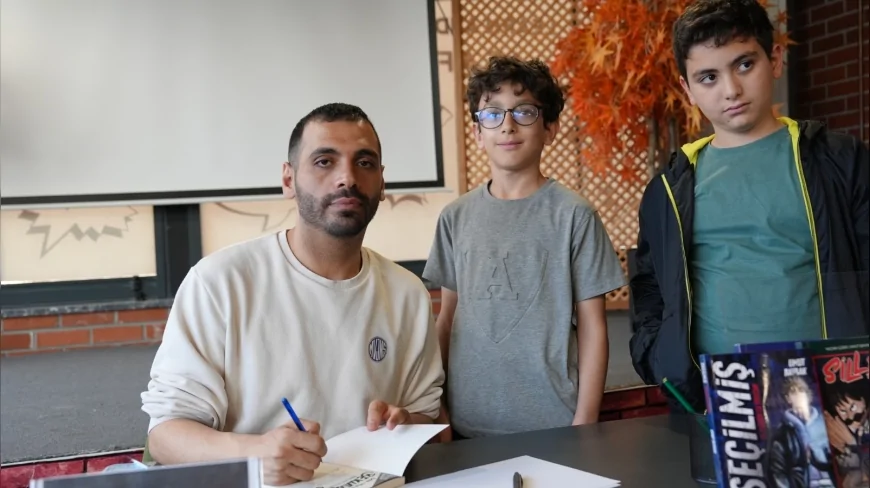 Manga Çizeri Umut Bayrak Başiskele’de Gençlerle Deneyimlerini Paylaştı