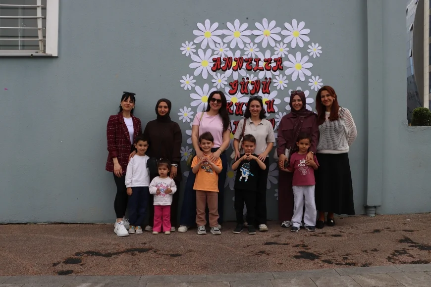 Maltepe Belediyesi’nin Bilim Atölyesinde Çocuklar ve Ebeveynler Aynı Sırada Buluştu