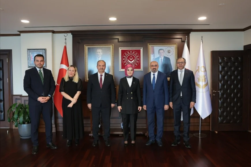 Sağlık-Sen Genel Başkanı Mahmut Faruk Doğan: “Sosyal Hizmet Çalışanlarının Güvenliği İçin Gereken Her Türlü Çalışma Yapılacak”