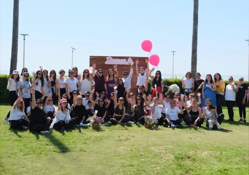 Derya Grup’tan Anneler Günü’nde çalışan anneler ve anne adaylarına özel nefes ve yoga buluşması