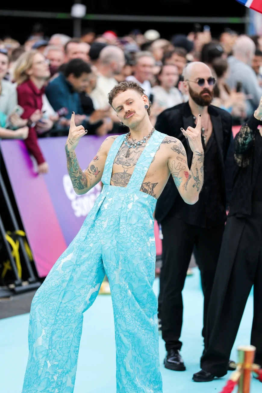 Norveçli Sanatçı Jonas Lovv “Ya ya ya” Performansıyla Eurovision 2026 Sahnesinde Dikkat Çekti