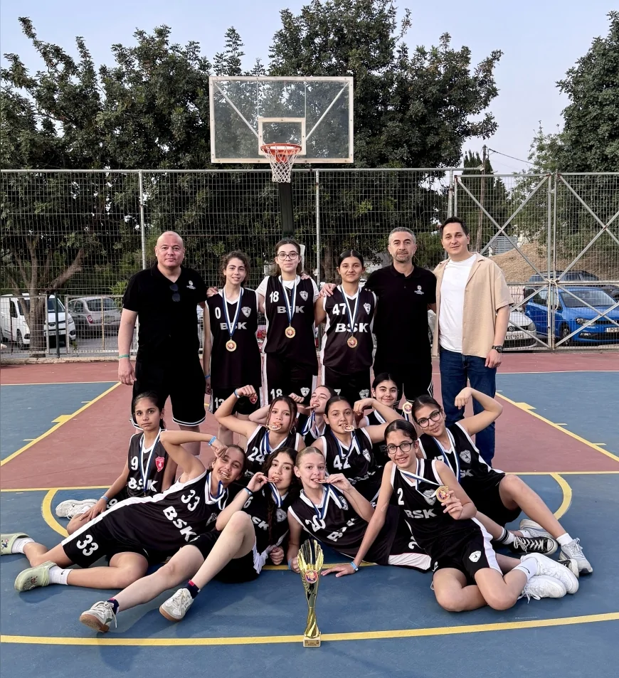 Denizli Büyükşehir Belediyespor, Ege Dostluk Turnuvası’nda Namağlup Şampiyon Oldu