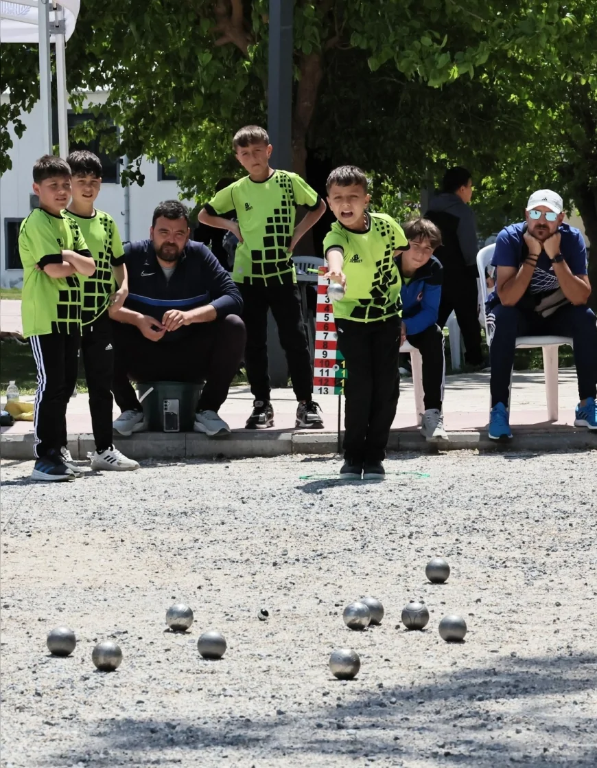Manisa’da 12 İlden 510 Sporcunun Katıldığı Okul Sporları Bocce Grup Müsabakaları Başladı