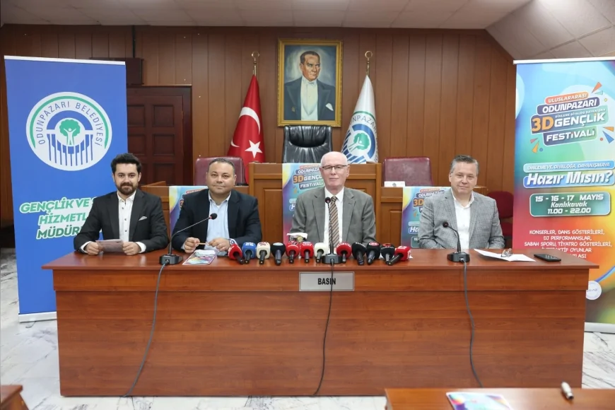 ODUNPAZARI BELEDİYE BAŞKANI KAZIM KURT: “3D GENÇLİK FESTİVALİMİZDE ARTIK USTALAŞTIK, UZMANLAŞTIK”