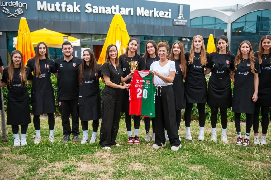 Karşıyaka Belediye Başkanı Yıldız Ünsal: “Karşıyaka’nın sultanları kentimize büyük gurur yaşattı”