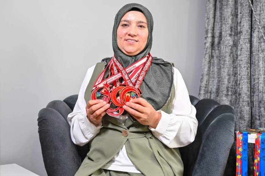 Altındağ Belediye Başkanı Dr. Veysel Tiryaki: “Yılın Annesi ödülünü şampiyon sporcular yetiştiren Nesihet Kılıç aldı”