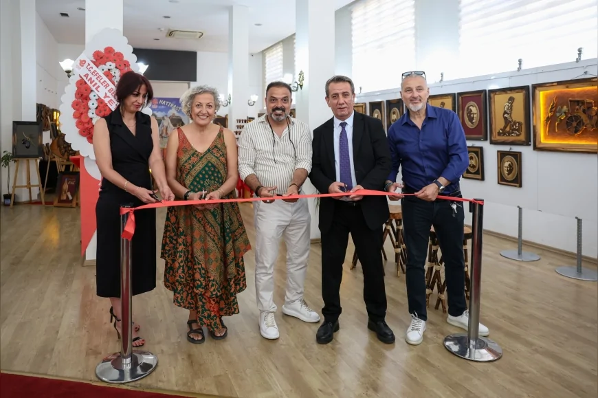 Efeler Belediye Başkanı Anıl Yetişkin’in destek verdiği ahşap sanat sergisi sanatseverlerle buluştu
