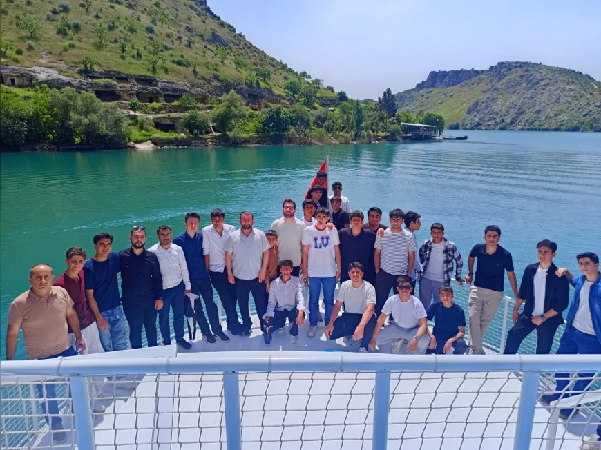 İz Bırakanlar Cemiyeti Halfeti’de Kur’an Kursu Öğrencilerini Tarih ve Doğayla Buluşturdu