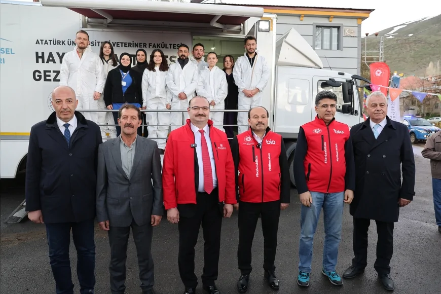 ATATÜRK ÜNİVERSİTESİ VE ERZURUM TEKNİK ÜNİVERSİTESİ KIRMIZITAŞ KÖYÜNDE TARIMDA DİJİTAL DÖNÜŞÜMÜ ÇİFTÇİLERLE BULUŞTURDU