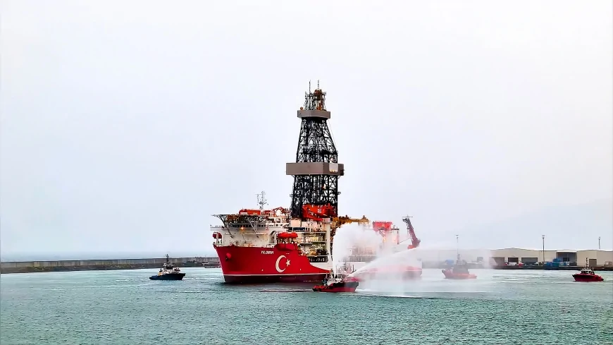 Enerji ve Tabii Kaynaklar Bakanlığı Filosu Güçlendi Karadeniz’de Beşinci Sondaj Gemisi Yıldırım İlk Görevine Başladı