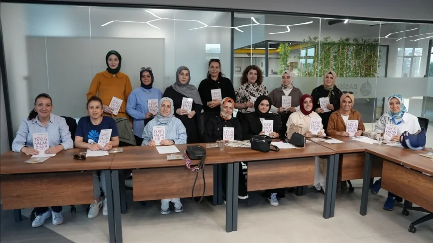 Başiskele Belediyesi’nde bibliyoterapi buluşması: “Kitapların iyileştirici gücü” gençlerle konuşuldu