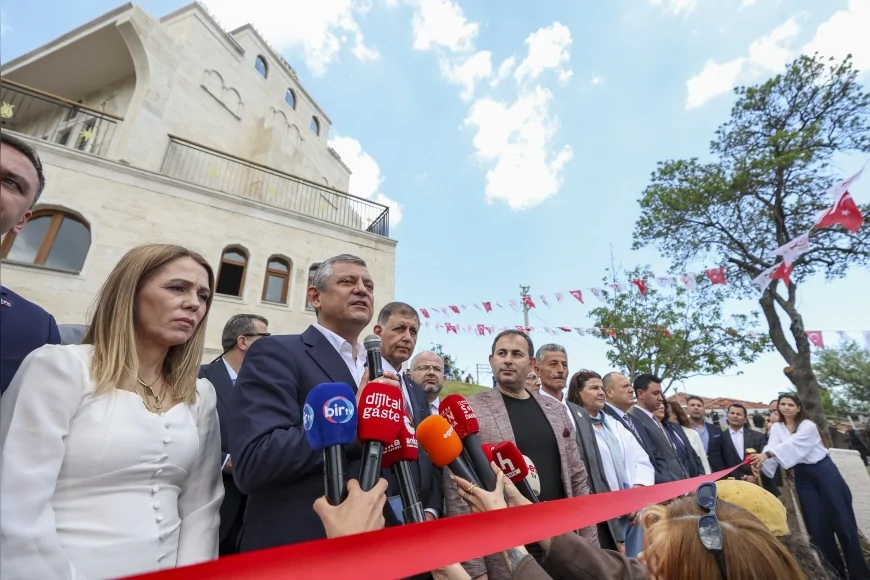 CHP GENEL BAŞKANI ÖZGÜR ÖZEL: “HER NAMAZ VE DUA FİLİSTİN’E ULAŞSIN, SAVAŞLARIN BİTMESİNE VESİLE OLSUN”