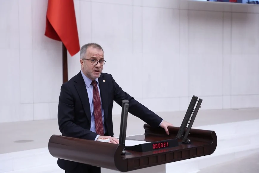 CHP’li Konuralp: “Ana dili bir hak, Türkiye’nin tüm dilleri ortak hafızamızdır”