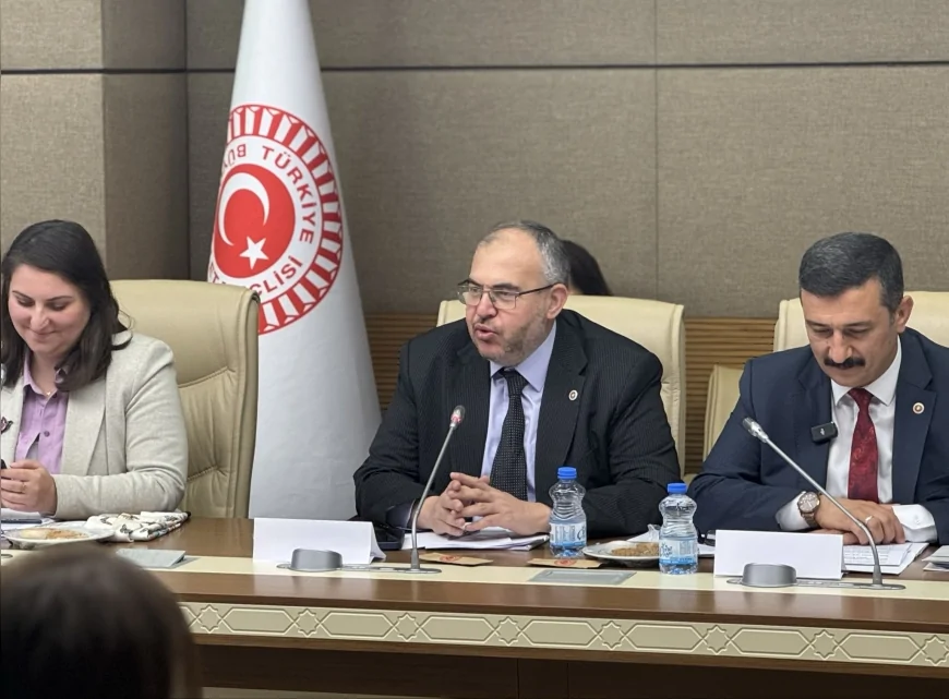 TBMM’de Kürtçe Araştırma Önergesi Görüşüldü: Necmettin Çalışkan’dan “Dil ve Kardeşlik” Vurgusu
