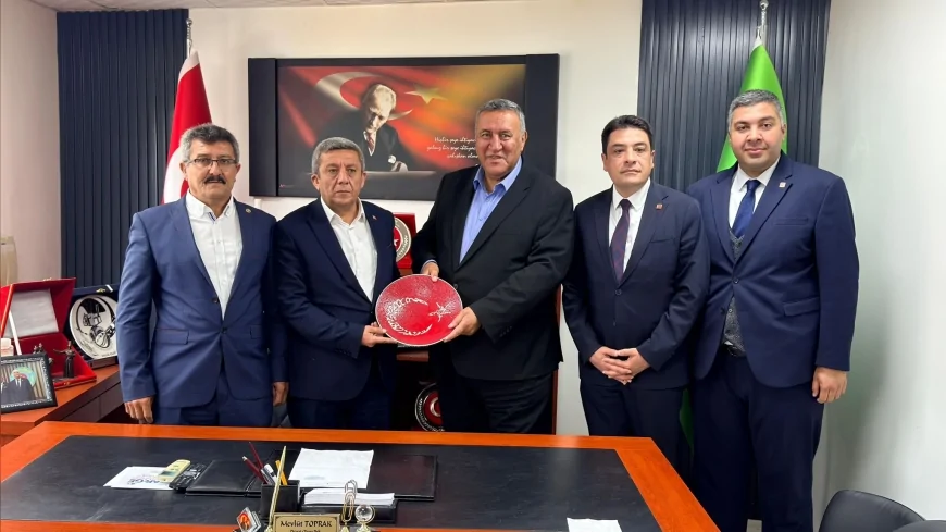 CHP Niğde Milletvekili Ömer Fethi Gürer: “50 Milyon İnsan Açlık Sınırında, Çiftçi 1,5 Trilyon Lira Borçlu”