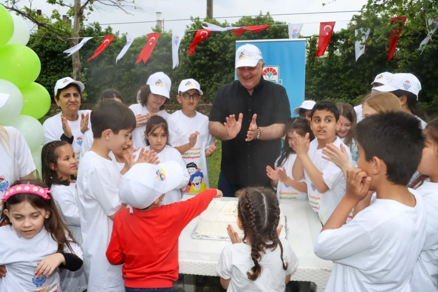 Yalova’da Çölyak Farkındalığı İçin Bando Eşliğinde Kortej ve Dayanışma Etkinliği Düzenlendi