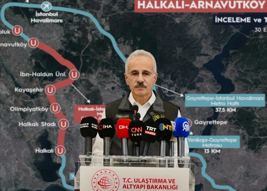 Ulaştırma ve Altyapı Bakanı Abdulkadir Uraloğlu: “Arnavutköy-Halkalı Hattı’nda test ve devreye alma çalışmalarında sona yaklaştık”