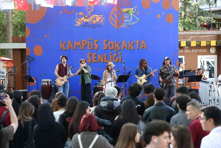 Çankayalı Gençler Kampüs Sokakta Şenliğinde Kuğulupark’ta Bir Araya Geldi