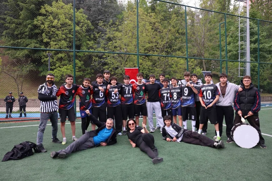 Çankaya Belediyesi Mahalleler Arası Futbol Turnuvası’nda genç sporcular final heyecanı yaşadı