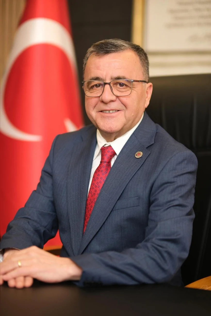 Altıeylül Belediye Başkanı Hakan Şehirli: “Cumhuriyetimizi gençlerimizle daha güçlü yarınlara taşıyacağız”
