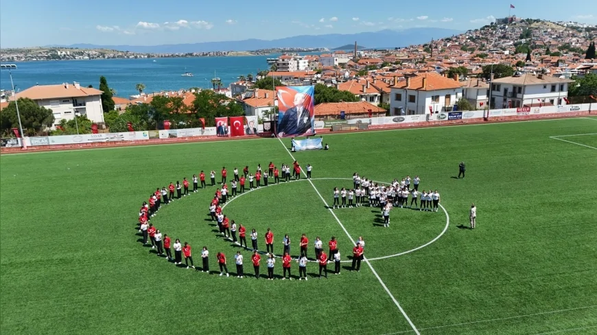 Ayvalık’ta 19 Mayıs Atatürk’ü Anma Gençlik ve Spor Bayramı Coşkuyla Kutlandı