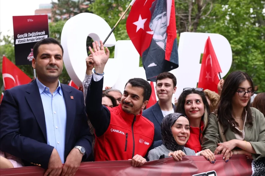 Çankaya Belediye Başkanı Hüseyin Can Güner: “Gençlik Atatürk’ün emanetine sahip çıkıyor”